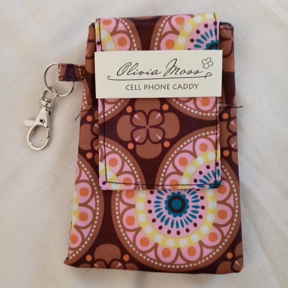 NWT Olivia Moss Cell Phone Caddy